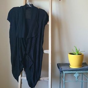 Black Short Sleeved Sweater